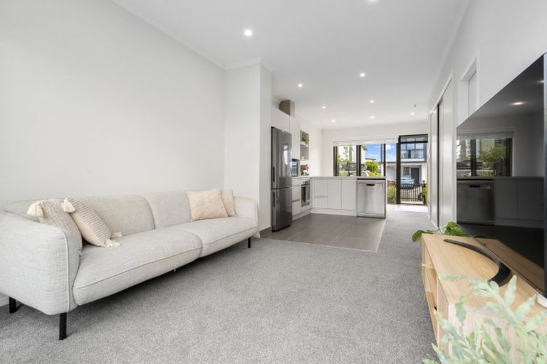 Photo of property in 4 Walter Merton Road, Hobsonville, Auckland, 0616