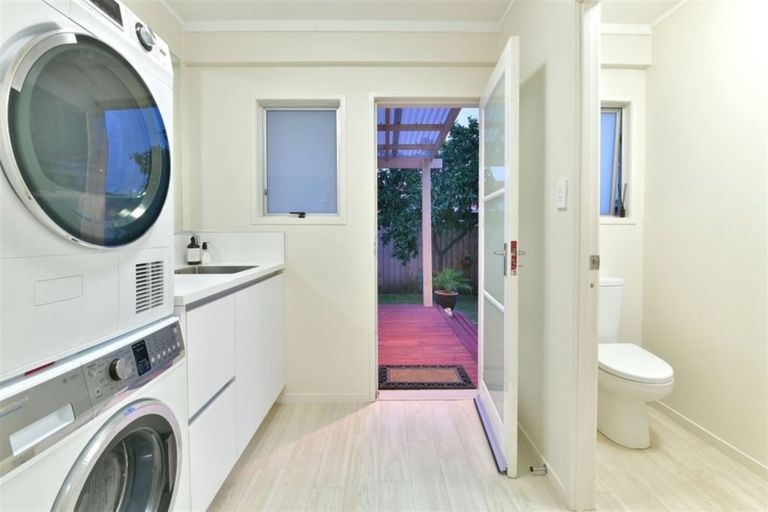 Photo of property in 3/252 Hibiscus Coast Highway, Orewa, 0931