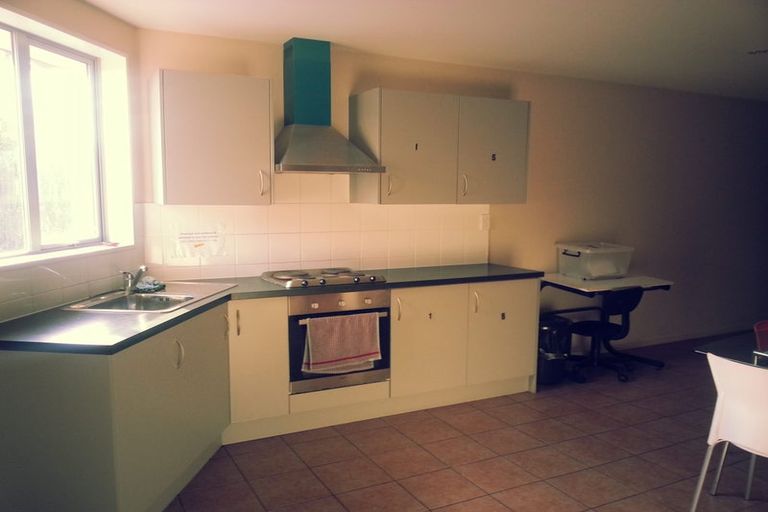 Photo of property in 3a Paeroa Street, Riccarton, Christchurch, 8041