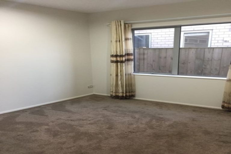 Photo of property in 18 Kira Road, Flat Bush, Auckland, 2016