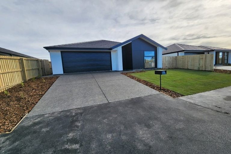 Photo of property in 23 Llew Summers Street, Belfast, Christchurch, 8051