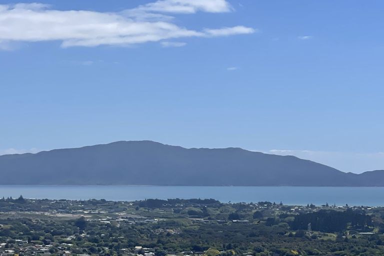 Photo of property in 32 Wilson Way, Waikanae, 5036