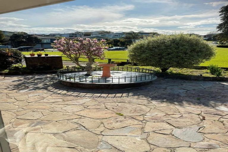 Photo of property in 2/25 Mccrystal Avenue, Bucklands Beach, Auckland, 2012