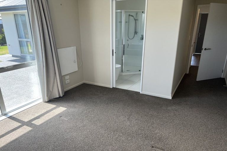 Photo of property in 26 Stacey Place, Woolston, Christchurch, 8062