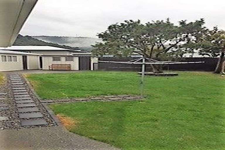 Photo of property in 18 Manutuke Street, Wainuiomata, Lower Hutt, 5014