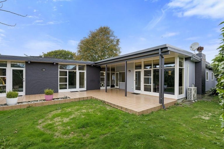 Photo of property in 415 Fergusson Drive, Heretaunga, Upper Hutt, 5018