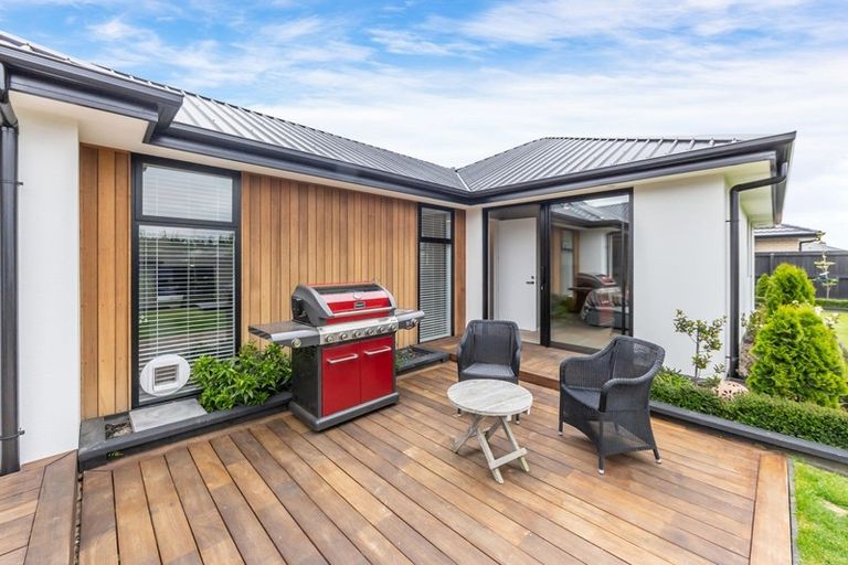 Photo of property in 20 Chimango Place, Rolleston, 7615