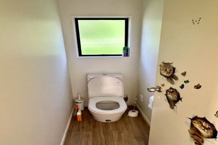 Photo of property in 2/10 Belmont Terrace, Milford, Auckland, 0620