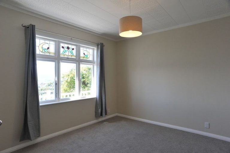 Photo of property in 82 Mitchell Street, Brooklyn, Wellington, 6021