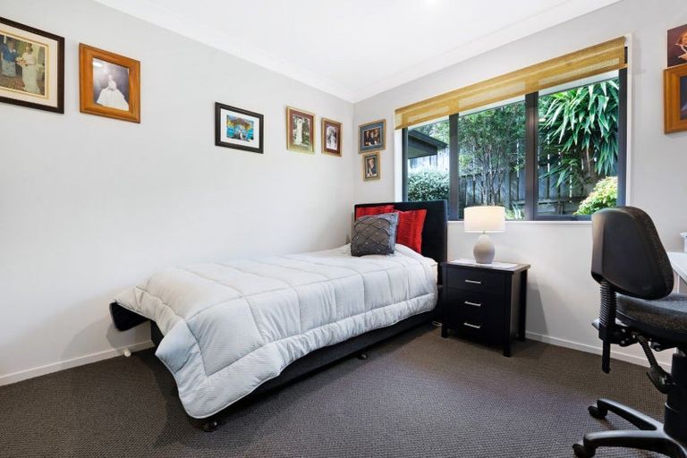 Photo of property in 5a Shanley Crescent, Waiuku, 2123