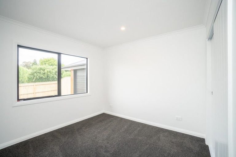 Photo of property in 8 Roberts Line, Kelvin Grove, Palmerston North, 4414