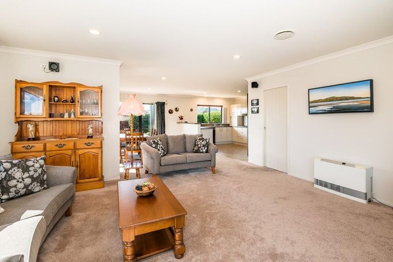 Photo of property in 23 Manhattan Court, Paraparaumu Beach, Paraparaumu, 5032