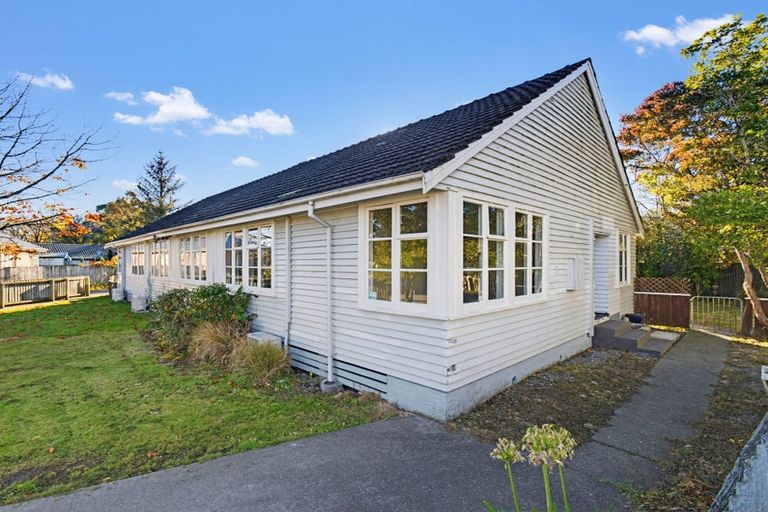 Photo of property in 14 Karamu Street, Upper Riccarton, Christchurch, 8041