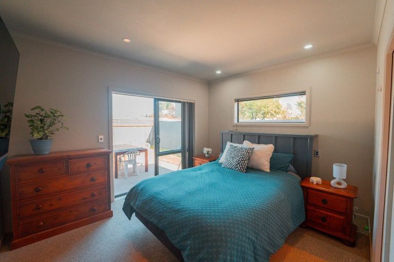 Photo of property in 5a Cornwall Road, Taradale, Napier, 4112