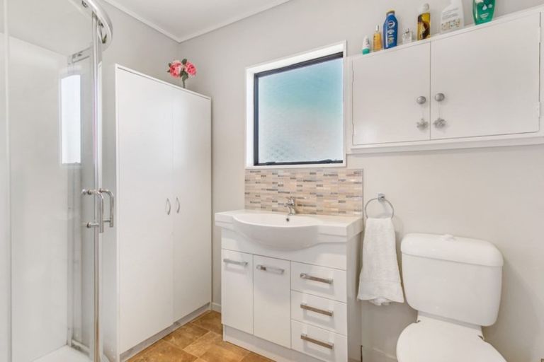 Photo of property in 1/6 Wayne Drive, Mangere, Auckland, 2022