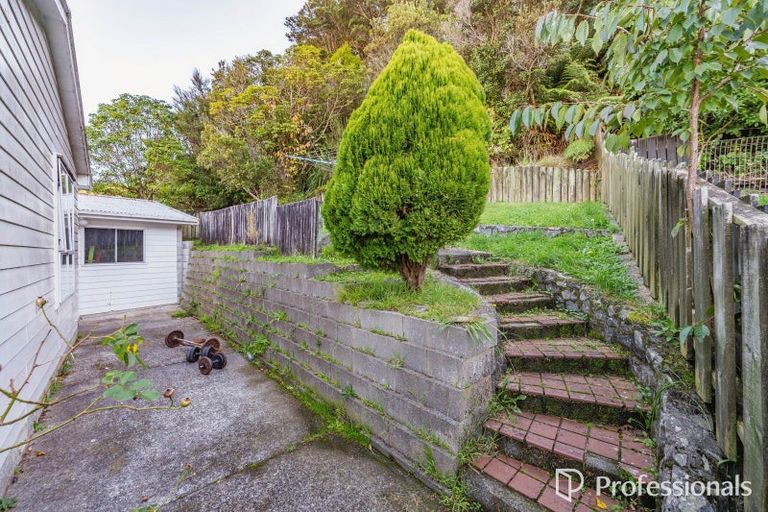 Photo of property in 55 Kairanga Crescent, Wainuiomata, Lower Hutt, 5014