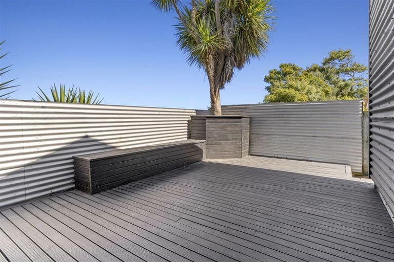 Photo of property in 42b Simpson Road, Papamoa Beach, Papamoa, 3118