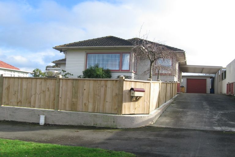 Photo of property in 19 Kipling Street, Roslyn, Palmerston North, 4414