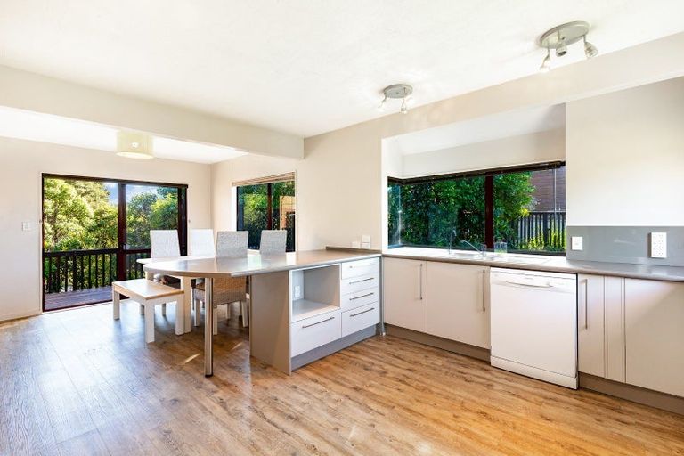 Photo of property in 16 James Cook Drive, Whitby, Porirua, 5024