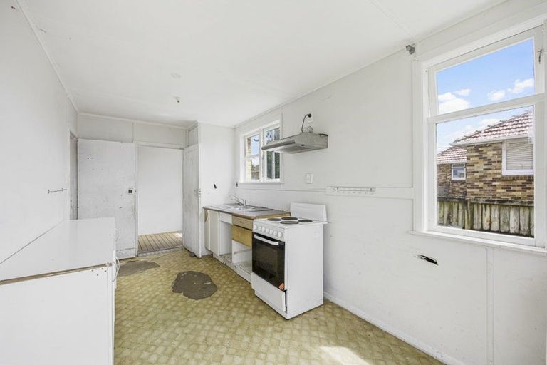 Photo of property in 19 Te Wheoro Street, Meremere, Mercer, 2474