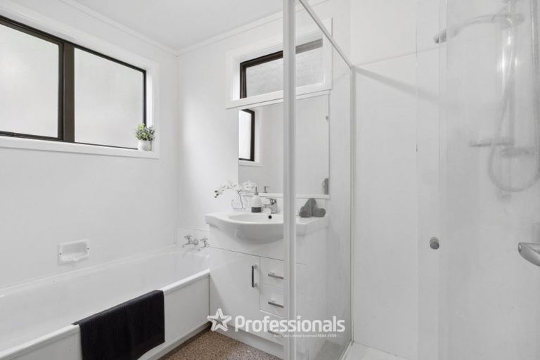 Photo of property in 79 Sunbrae Drive, Silverstream, Upper Hutt, 5019