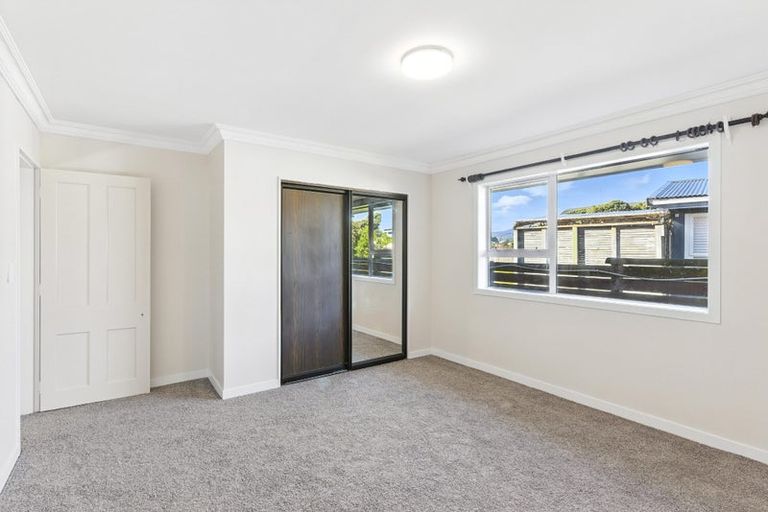 Photo of property in 5 Karaka Street, Otaki Beach, Otaki, 5512