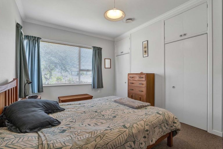 Photo of property in 125 Seaview Road, Westown, New Plymouth, 4310