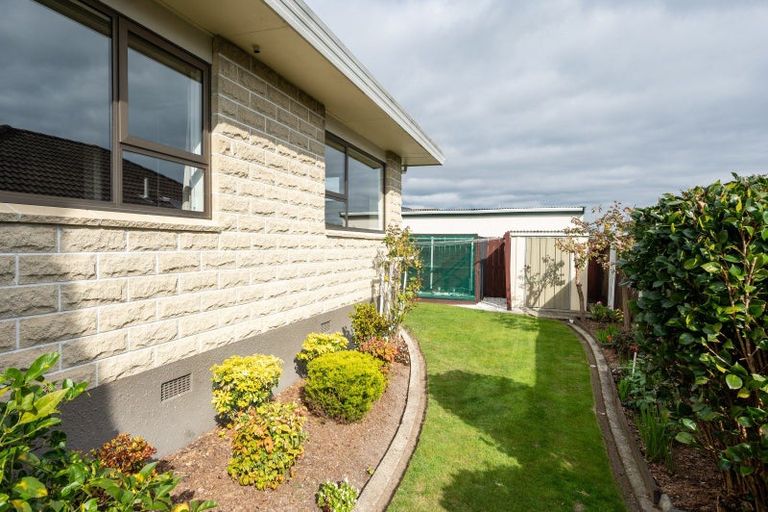 Photo of property in 2/18 Ranui Road, Stoke, Nelson, 7011