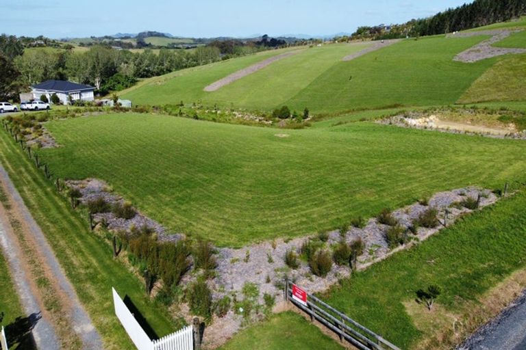Photo of property in 41 Waitete Heights Lane, Kerikeri, 0294