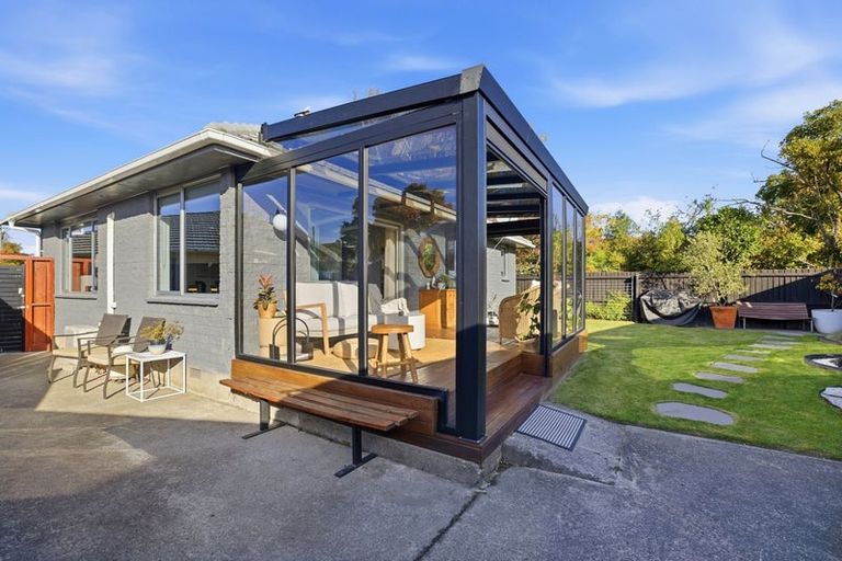 Photo of property in 42 Trafford Street, Harewood, Christchurch, 8051