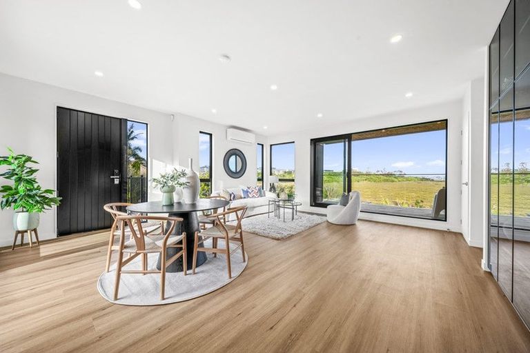 Photo of property in 33c Saint Peters Street, Northcote, Auckland, 0627