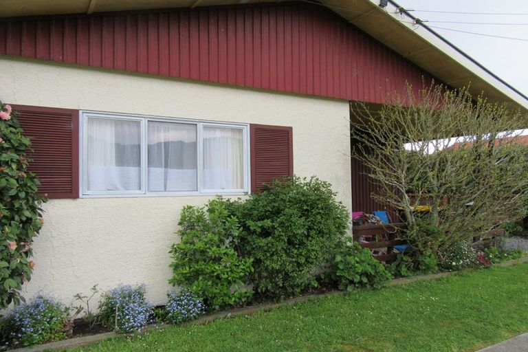 Photo of property in 5 Mcgowan Street, Runanga, 7803