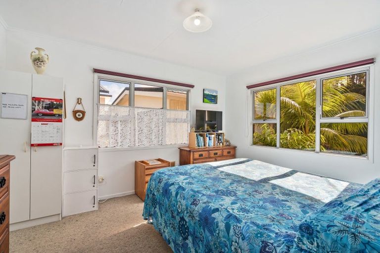 Photo of property in 6 Waikaraka Beach Road, Tamaterau, Whangarei, 0174