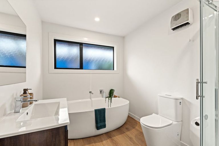 Photo of property in 190 Estuary Road, South New Brighton, Christchurch, 8062