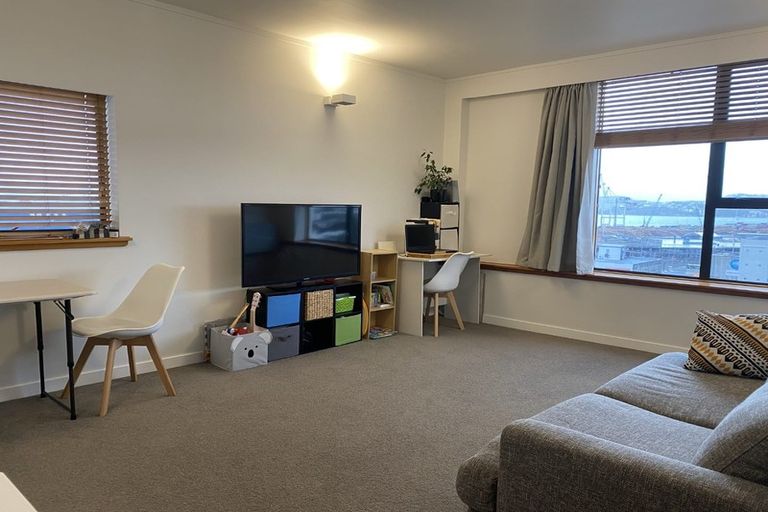 Photo of property in Hobson Court Flats, 86/70u Hobson Street, Thorndon, Wellington, 6011