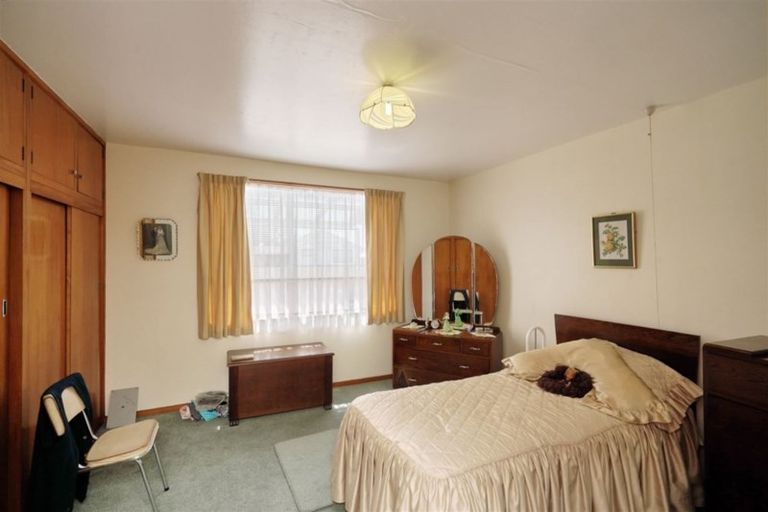 Photo of property in 2/56 Matlock Street, Woolston, Christchurch, 8062