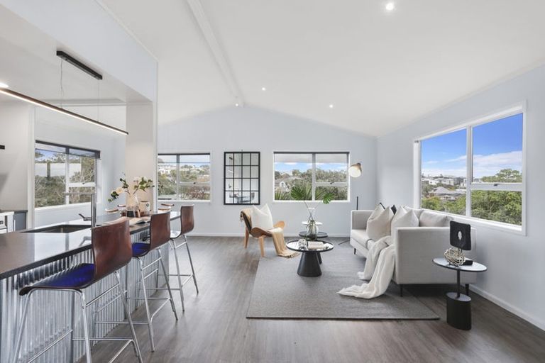 Photo of property in 26 Brunner Road, Glen Eden, Auckland, 0602