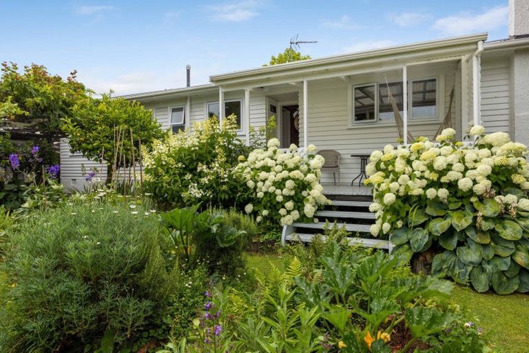 Photo of property in 82 Brecon Road, Stratford, 4332