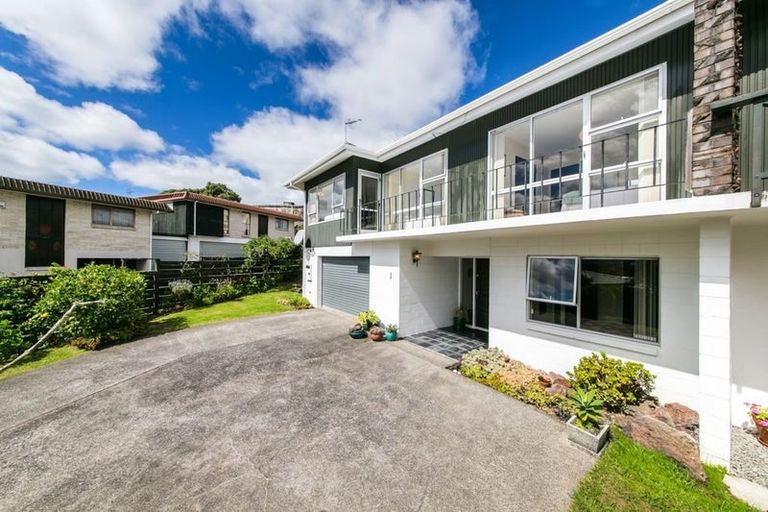 Photo of property in 21 Tilden Avenue, Hillcrest, Auckland, 0627