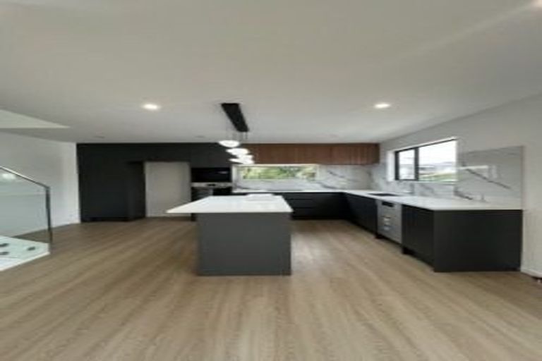 Photo of property in 28a Greenmeadows Avenue, Manurewa East, Auckland, 2102