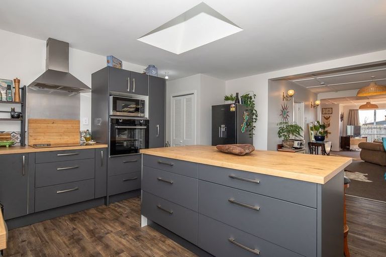 Photo of property in 14 Coates Street, Westport, 7825