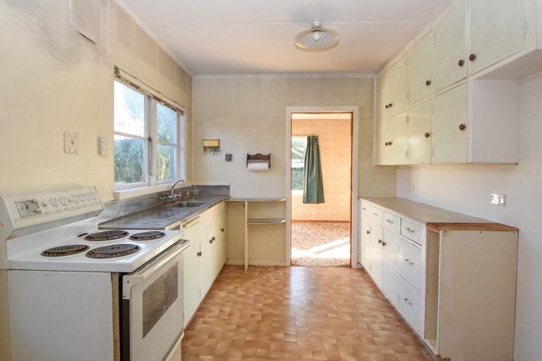 Photo of property in 27 Taverner Street, Carterton, 5713