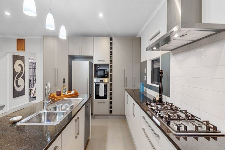 Photo of property in 60 Castlederg Drive, Flat Bush, Auckland, 2019