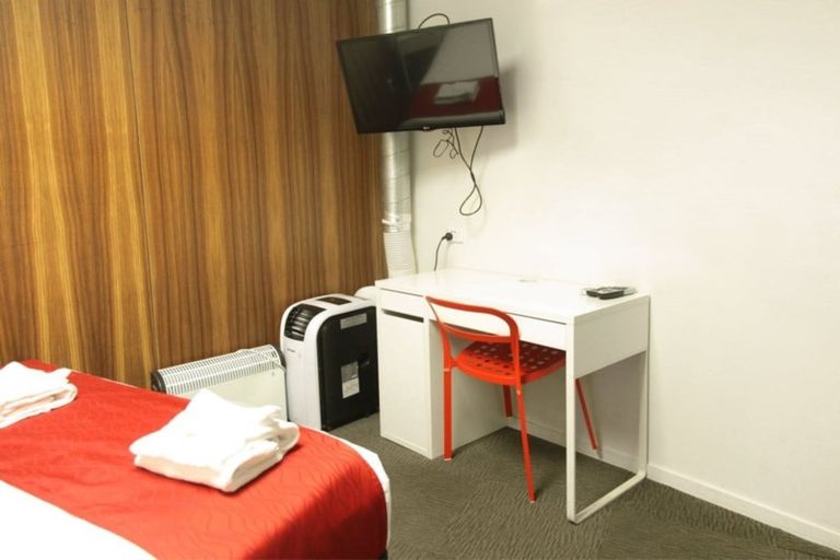Photo of property in Breeze Plaza, 1002/57 Manners Street, Te Aro, Wellington, 6011