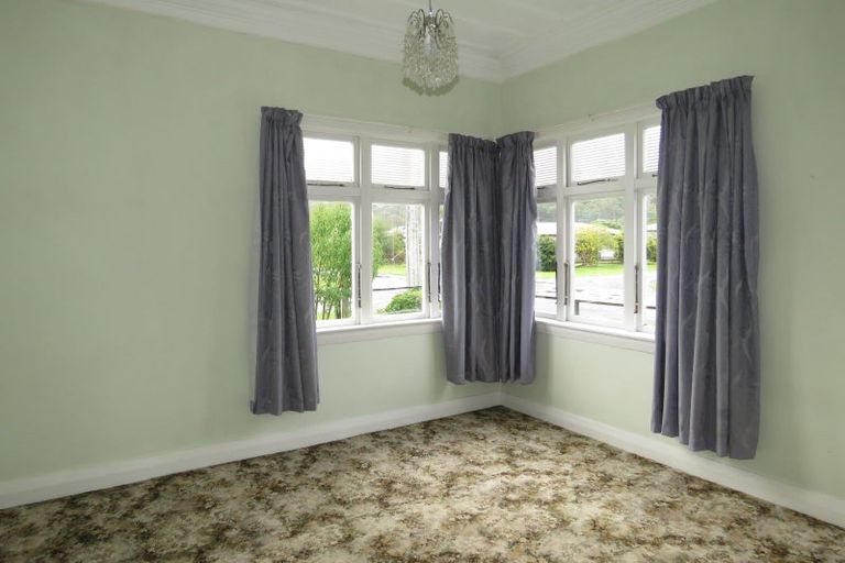 Photo of property in 8 Ranft Street, Reefton, 7830