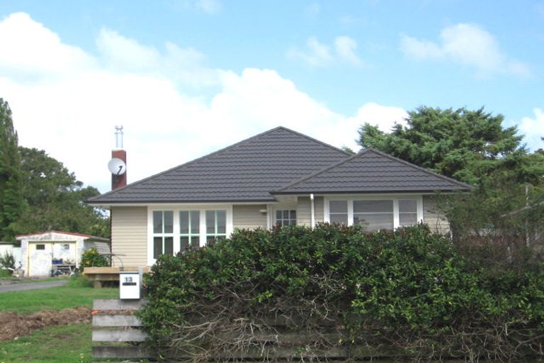 Photo of property in 13 Edwards Avenue, Henderson, Auckland, 0610