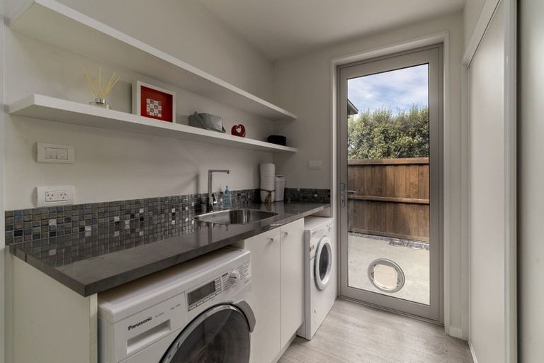 Photo of property in 97f Englefield Road, Northwood, Christchurch, 8051