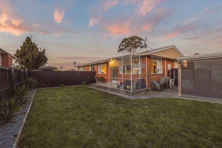 Photo of property in 2/430 Ferry Road, Woolston, Christchurch, 8023
