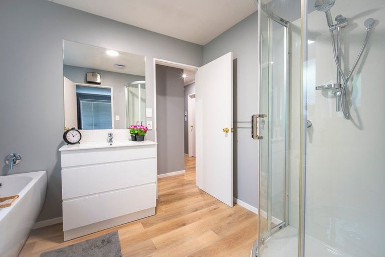 Photo of property in 67 Corson Avenue, Beckenham, Christchurch, 8023