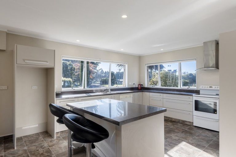 Photo of property in 208 Adelaide Road, Dannevirke, 4930